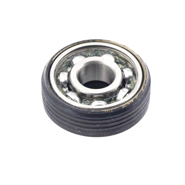 Crooked -haired bearing of the chainsaw oil seal for Husqvarna 136 137 141 142 OEM # 530056363