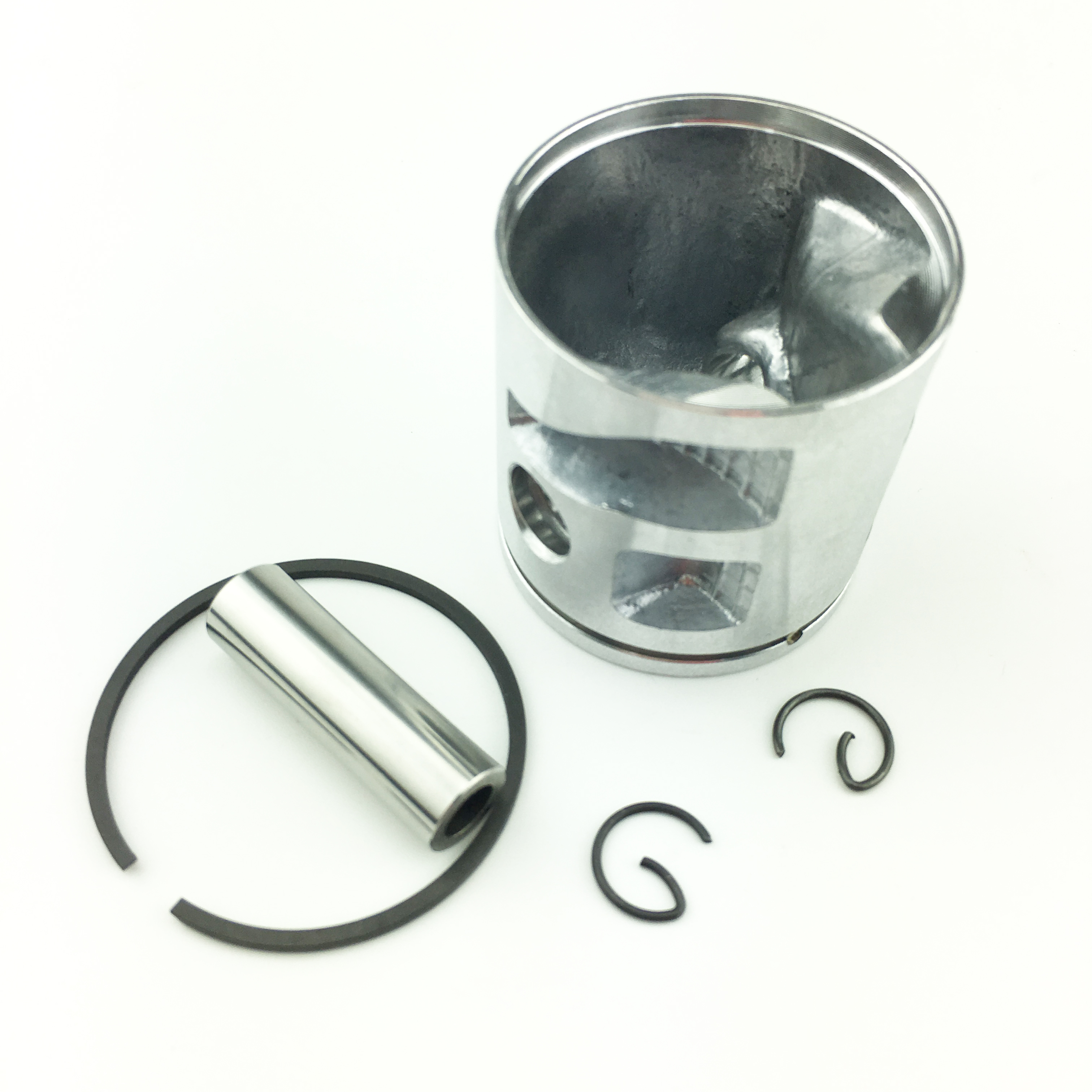 Piston sets for the chainsaw Partner 842, 840 MC Culloch 742 842 (41 mm)